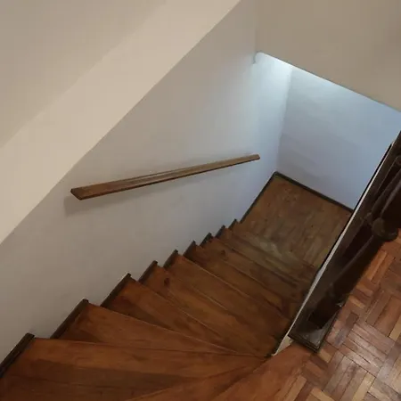 Alfama Duplex Near Fado Museum Apartment *