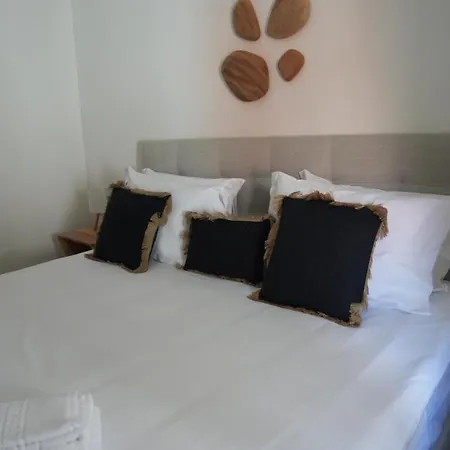 Alfama Duplex Near Fado Museum Apartment *