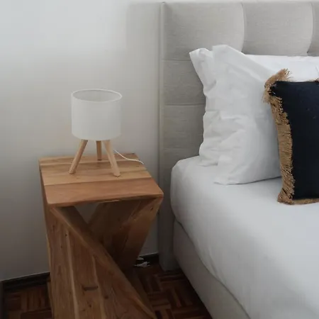 Alfama Duplex Near Fado Museum Apartment *